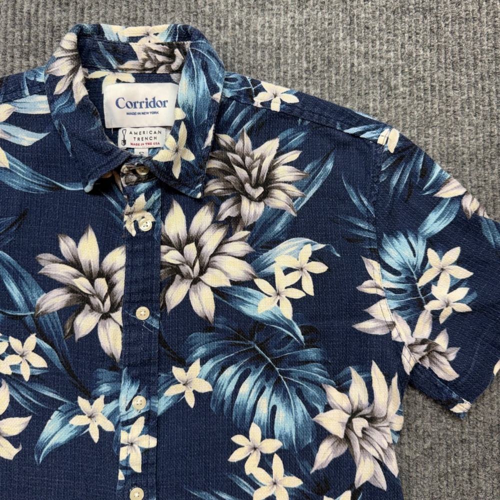Corridor Navy Floral Button Down Shirt Mens Small Cotton Linen Short Sleeve USA